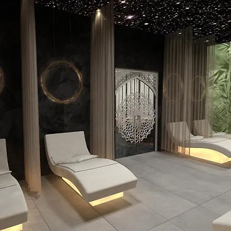 アパート Flores Garden Pool & Sea View チェルノモレツ