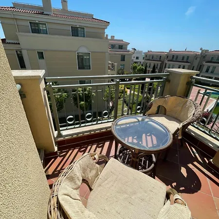 Flores Garden Pool & Sea View